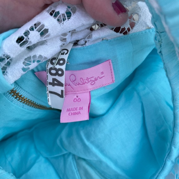 Lilly Pulitzer shift dress - Picture 4 of 8